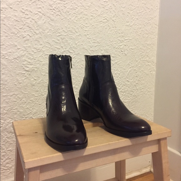 FRESNO dark brown leather boots | L'intervalle - Picture 3 of 5